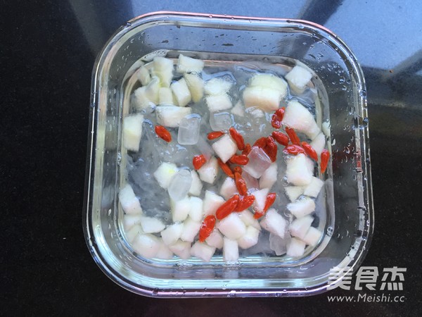 冰糖雪梨燕窝