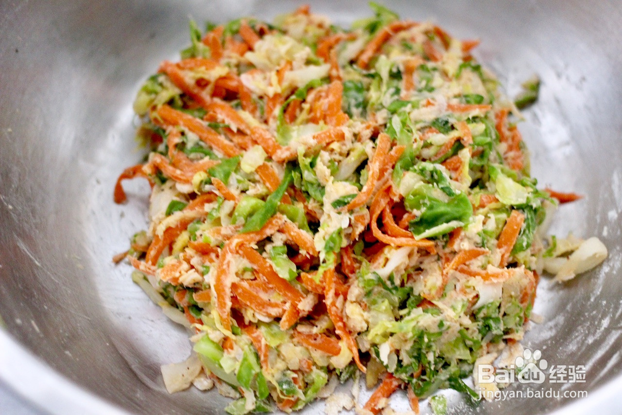 包菜虾皮菜团子的做法