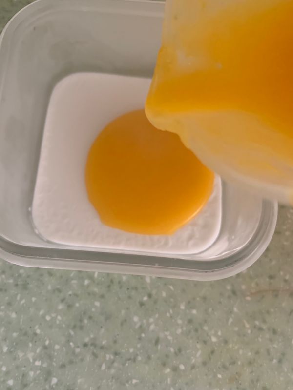 芒果椰浆千层糕