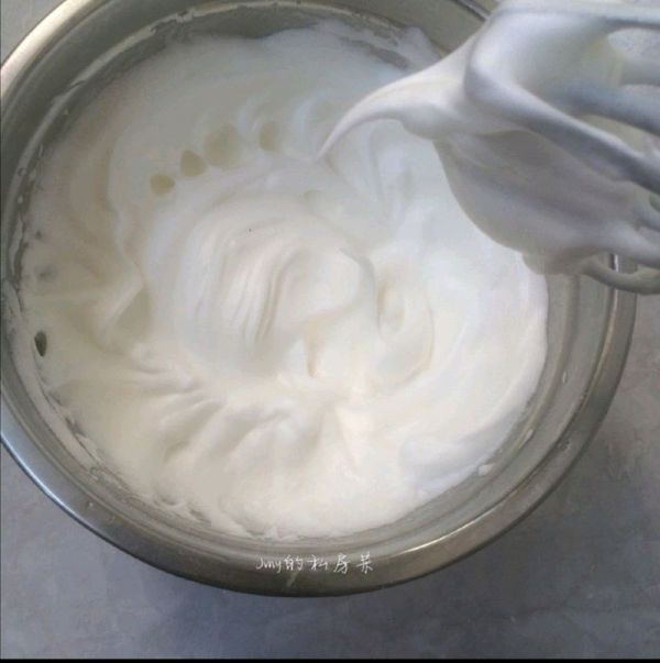 葱香肉松面包卷