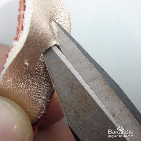 金色红色双色腕饰手工制作步骤