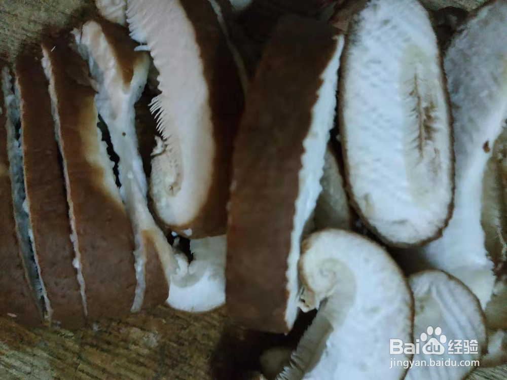 蚕豆米香菇炒鸡蛋