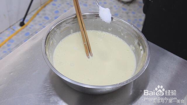 家常做法的面粉鸡蛋早餐鸡蛋饼营养