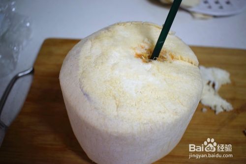 椰青怎么打开图解 椰子怎么打开喝汁 开椰子方法