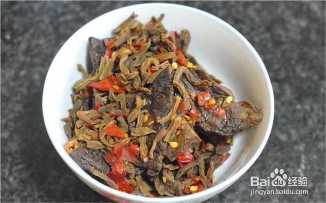 家庭自制腊肉炒茄子干