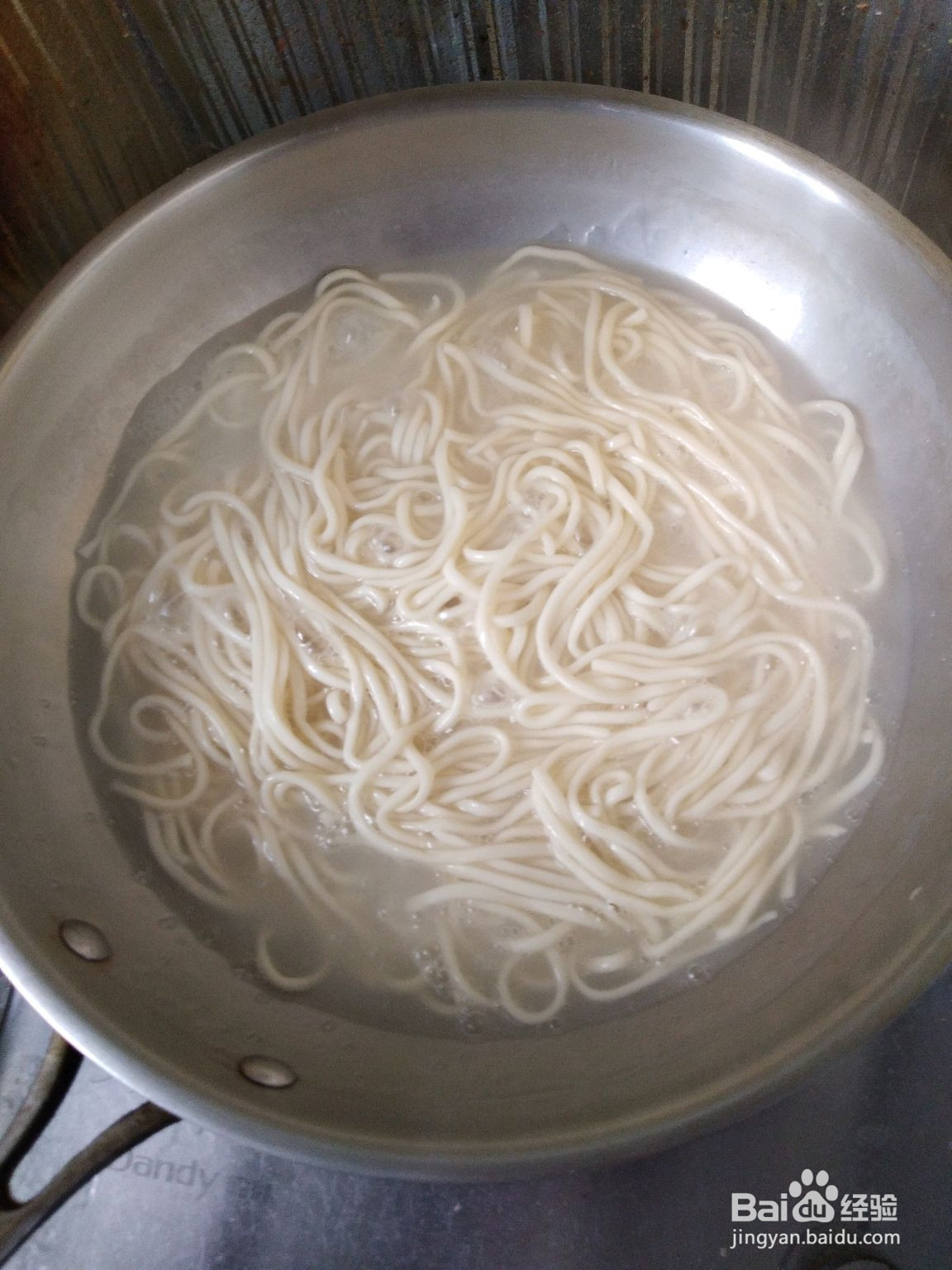 五彩蛋炒面的做法