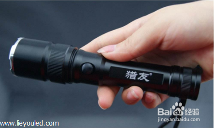强光手电筒进水应急处理步骤