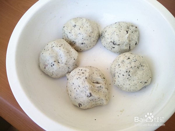 黑豆渣桂圆馒头