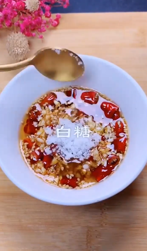 如何制作凉拌三丝?