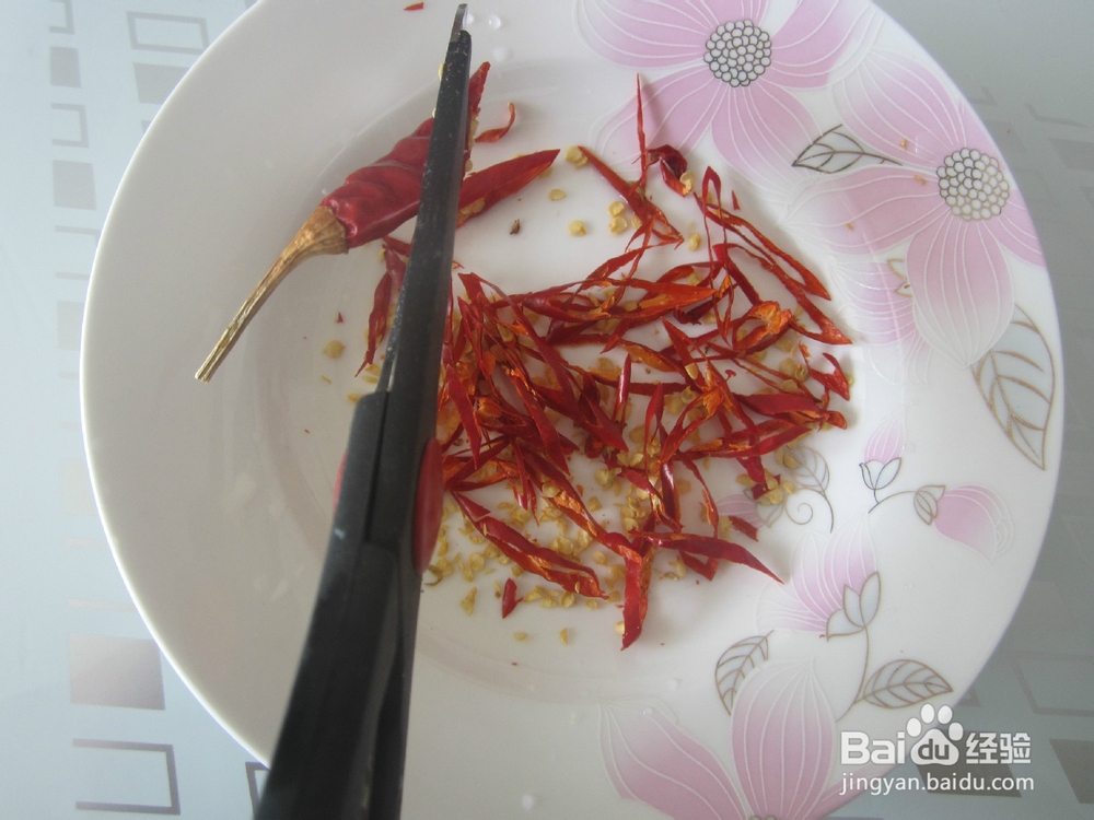 蒙阴干煸辣肉丝的炒法