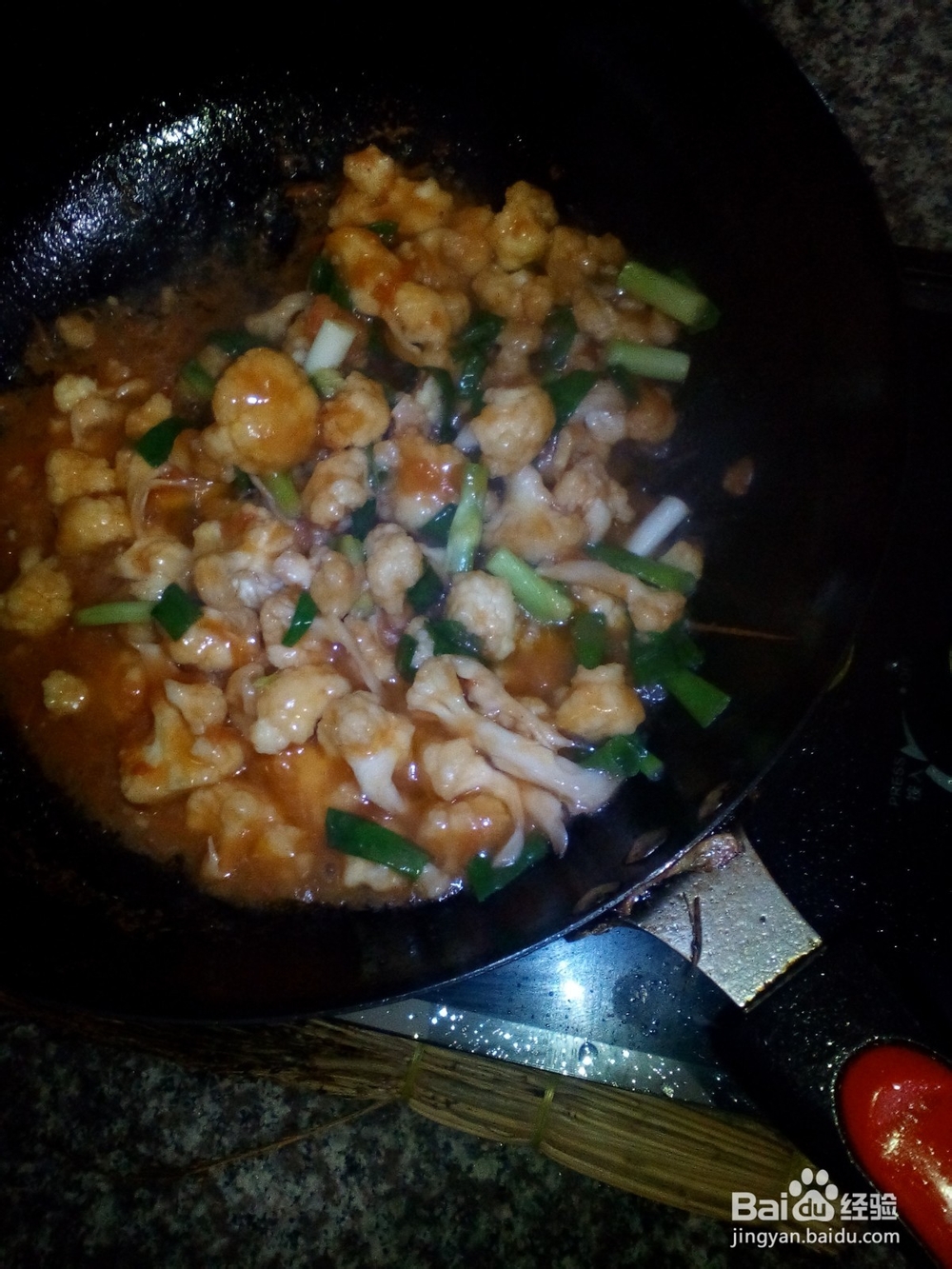 怎样做好吃的西红柿炒菜花