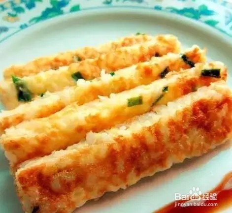 剩米饭别再炒了，这样做比炒米饭好吃一万倍！！