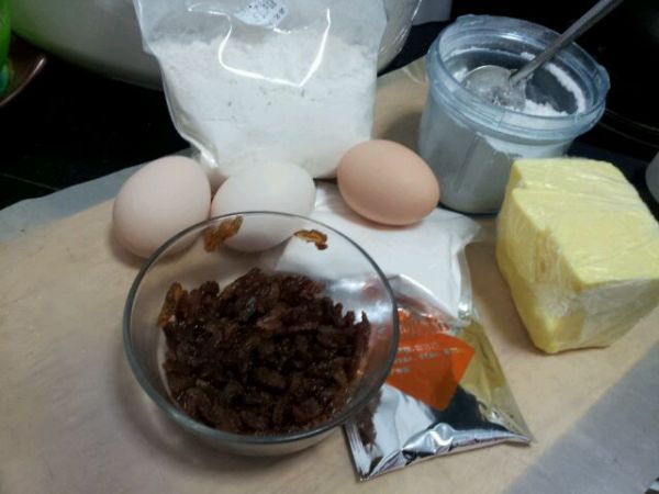 提子蛋黄香奶酥