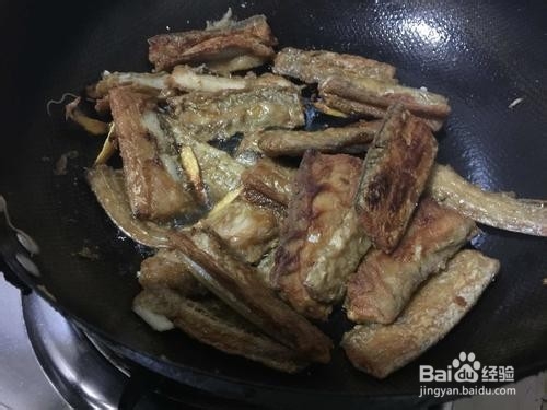 红烧带鱼的做法