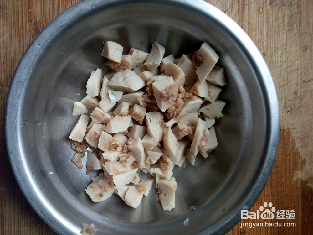 火锅丸子浇汁上海青