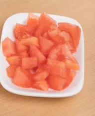 10个月宝宝补钙辅食----蔬菜饺子皮面片汤