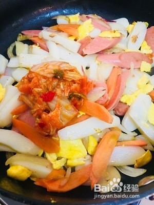 食补养生辣白菜炒年糕