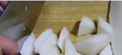 排骨白萝卜汤怎么做