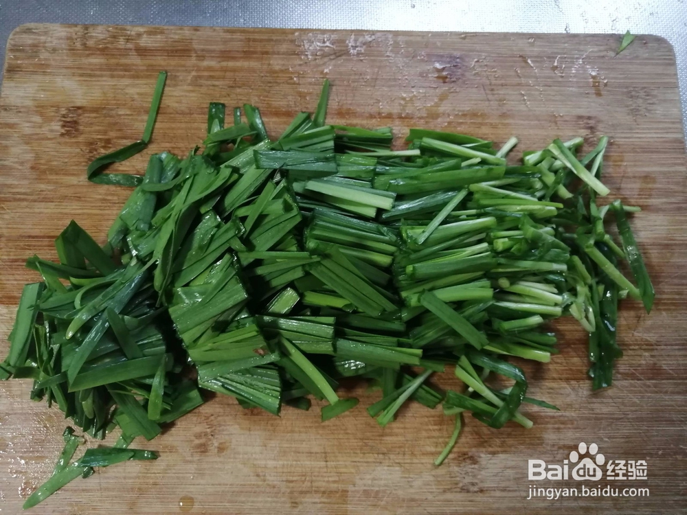 莴苣炒韭菜的做法