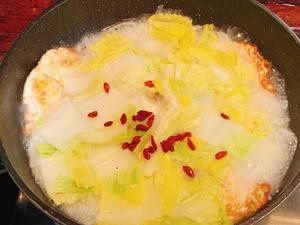 冬天必喝的汤~萝卜白菜汤!简单又美味