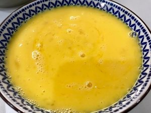 蒜苔炒鸡蛋的做法