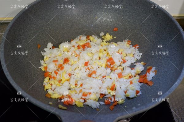 橄榄秋葵蛋炒饭