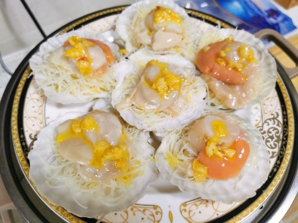 蒜蓉粉丝蒸扇贝