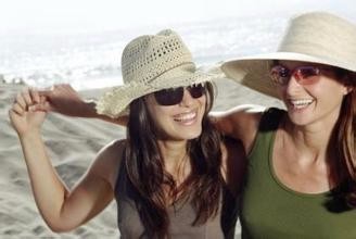 友谊的小船说翻就翻，我们应该怎样与朋友相处？