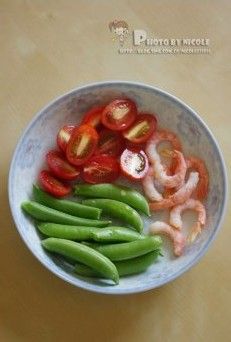 自给自足的番茄鲜虾沙拉