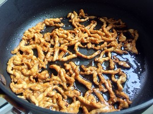 河南特色-鱼香茭白丝怎么做？