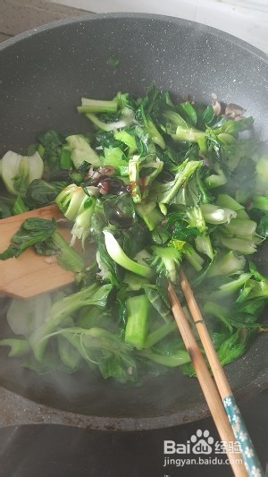青菜香菇炒油条