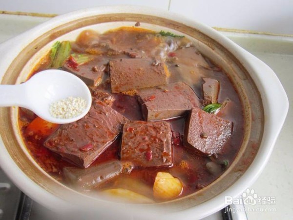怎么做鸭血豆腐煲