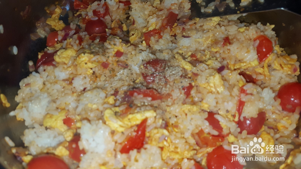 如何做圣女果炒鸡蛋饭