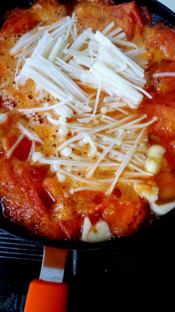 番茄金针菇蛋汤