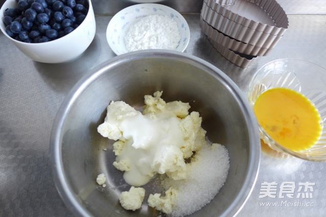 爆浆蓝莓奶酪派
