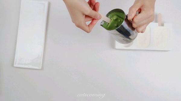 抹茶梦龙慕斯蛋糕