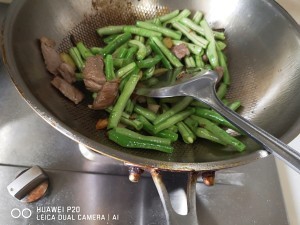 养生食补土豆烧豆角