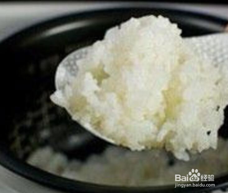 为什么使用不粘锅和电饭煲要用木铲什么原因