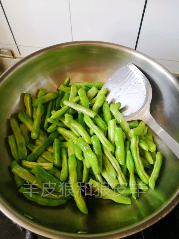 黑椒肉丸扁豆焖面