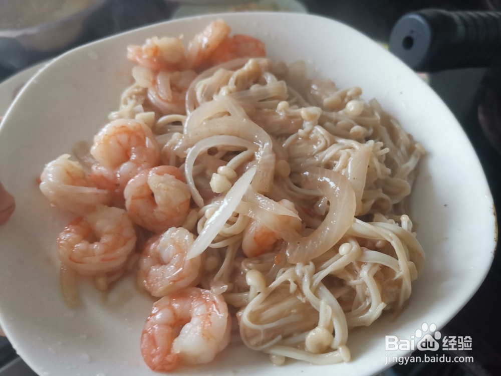 青虾仁炒金针菇