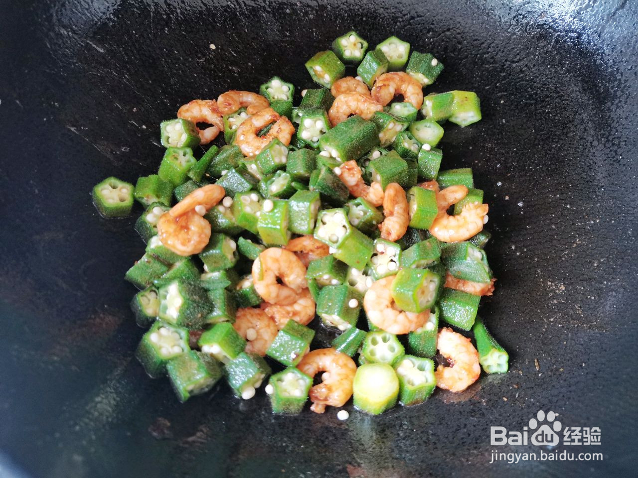 家常快手菜秋葵炒虾仁的做法