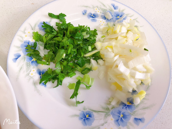 西红柿豆皮蛋花汤