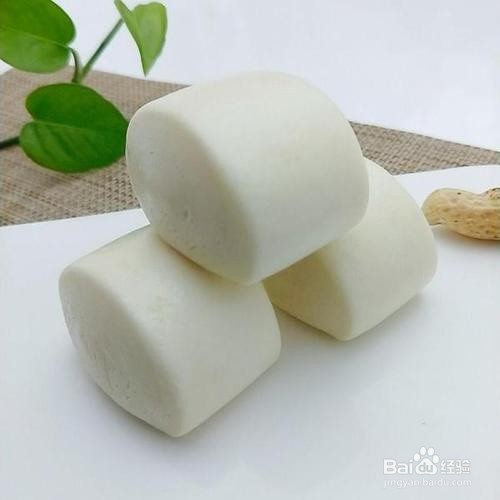 如何制作美味的油炸小馒头？