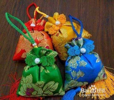 手被虫子咬了肿了怎么办