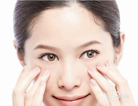 毛孔粗大尽显老态，收缩紧致毛孔的有效四步骤