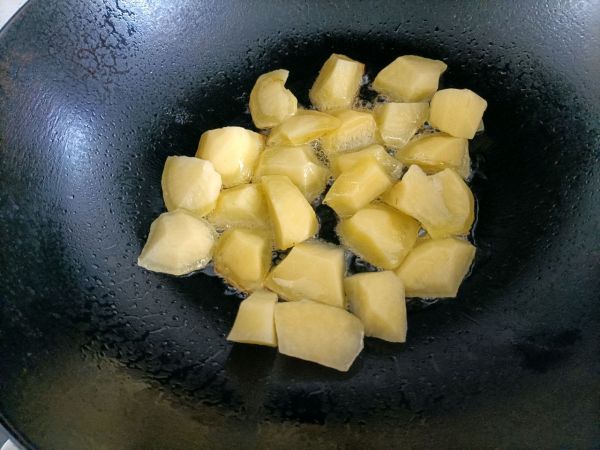 红烧鸡腿肉土豆