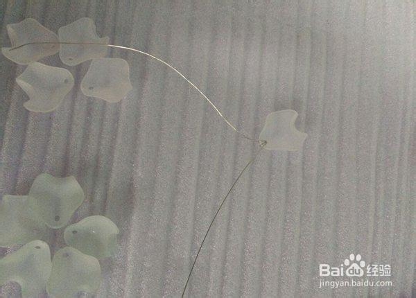 花瓣串珠花朵的diy教程