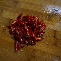 如何做蒜薹炒鸡胗