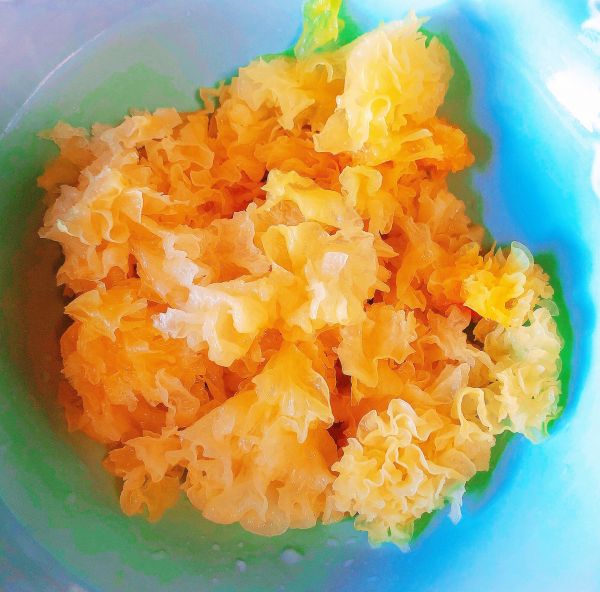 银耳雪梨玉米汁