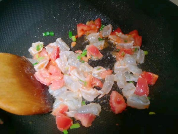 鲜虾菠菜疙瘩汤